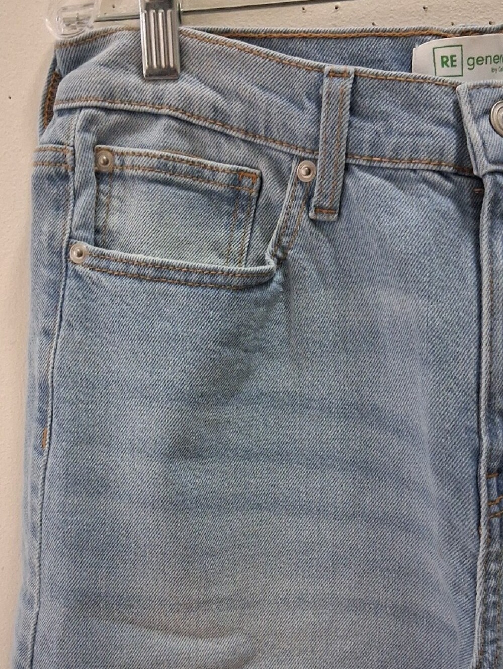 Women’s Light Blue Straight Jeans - Classic High-Rise Fit Size 9 - Picture 3 of 6